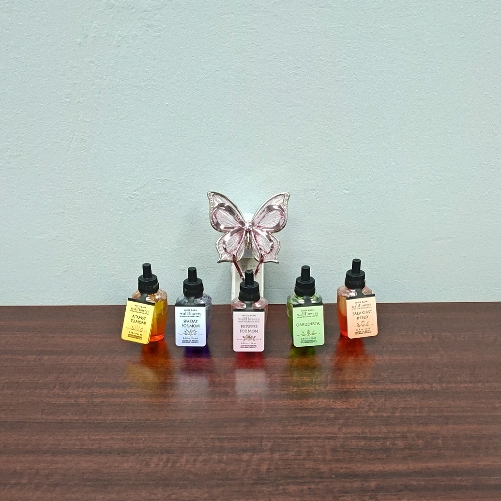 Bath & Body Works BOW BUTTERFLY Wallflowers Scent Control Plug + Wallflowers